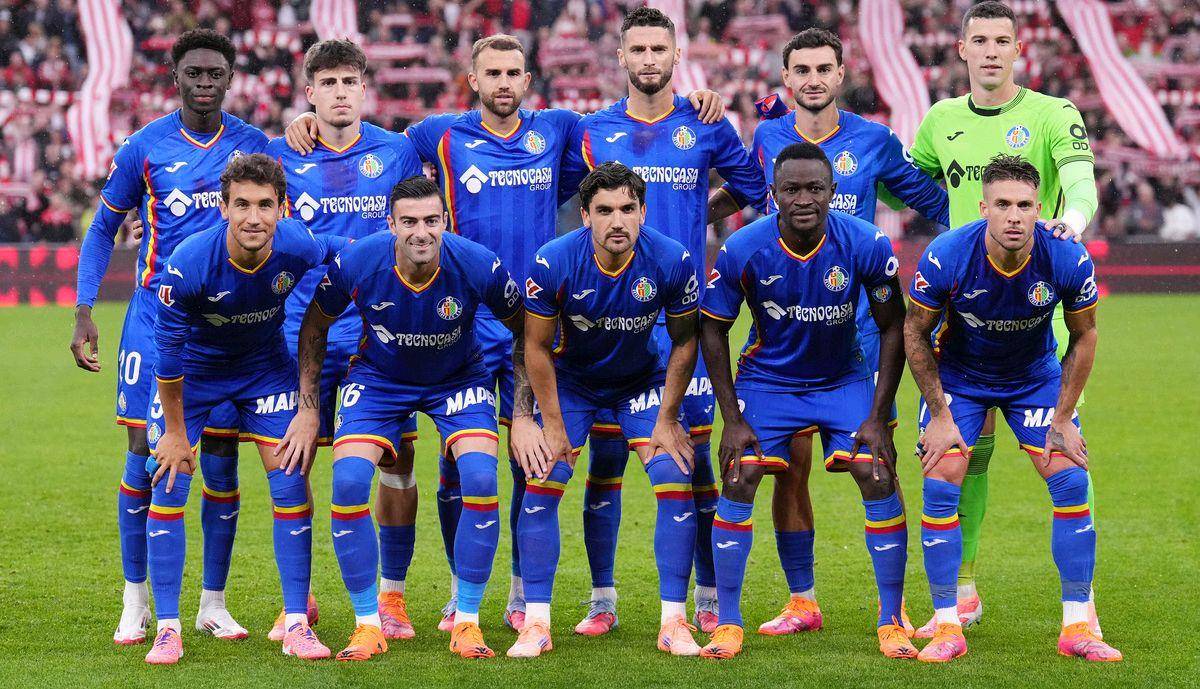 曼城迎来与阿贾克斯的交锋，实力对比凶猛(曼城迎来与阿贾克斯的交锋,实力对比凶猛的球员)