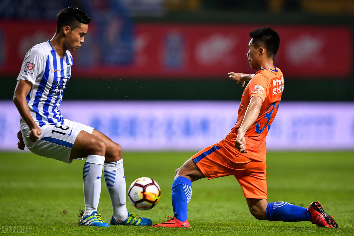 鲁能客场大胜富力，中超进军前三的简单介绍