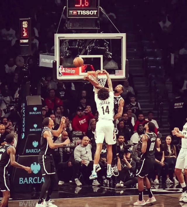 乐动体育-包含昔日MVP凯文杜兰特在主场砍下+高分的词条