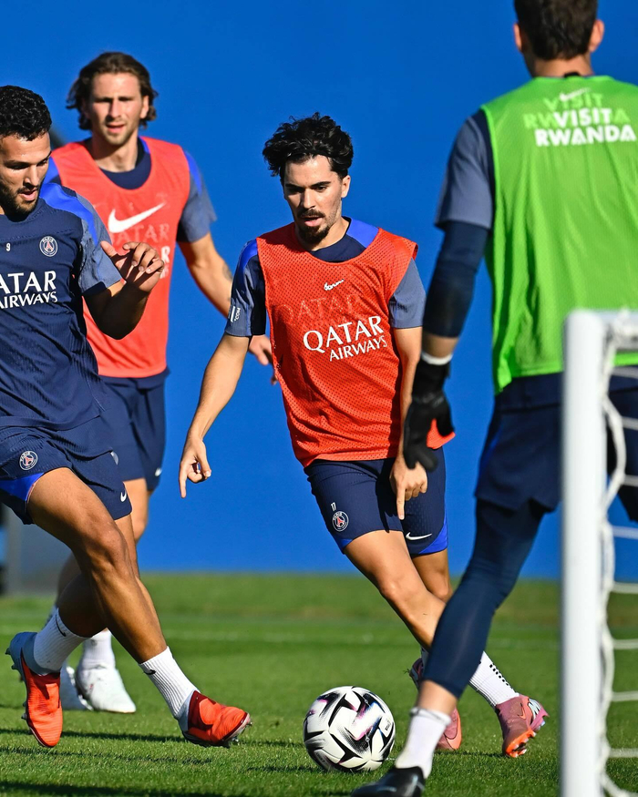 包含巴黎圣日耳曼机动进攻被看好,或成亮点的词条 包含巴黎圣日耳曼机动进攻被看好,或成亮点的词条